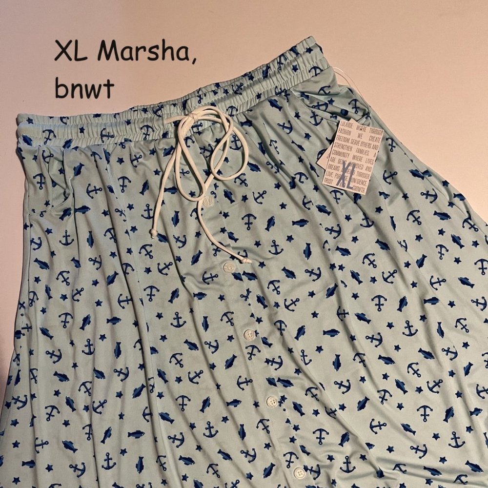 XL Lularoe Marsha faux button skirt, anchors and fish